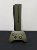 Xbox One S 1TB color Military Verde, incluye un juego, control y sus cables
