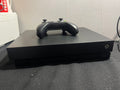 Xbox One X - 1TB (incluye un control y un juego)