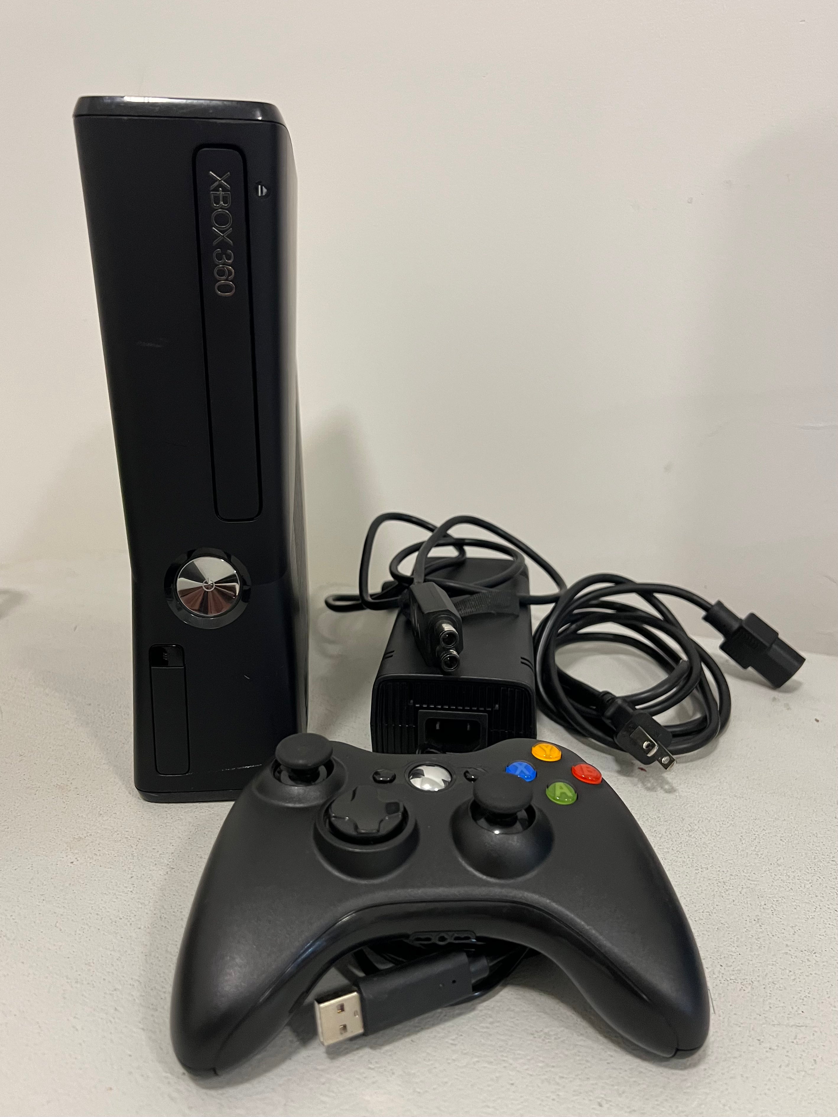Xbox 360 Slim