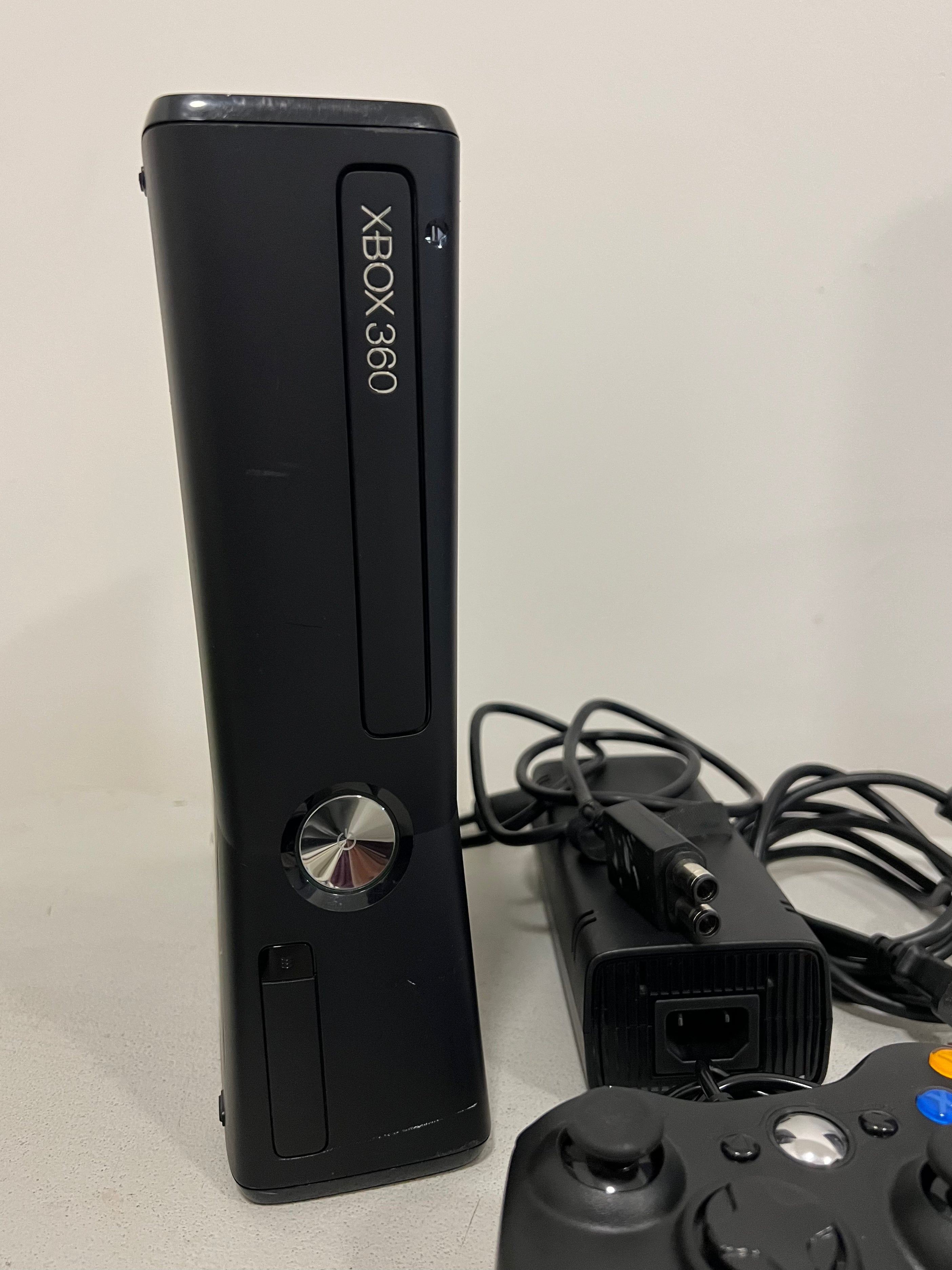 Xbox 360 Slim