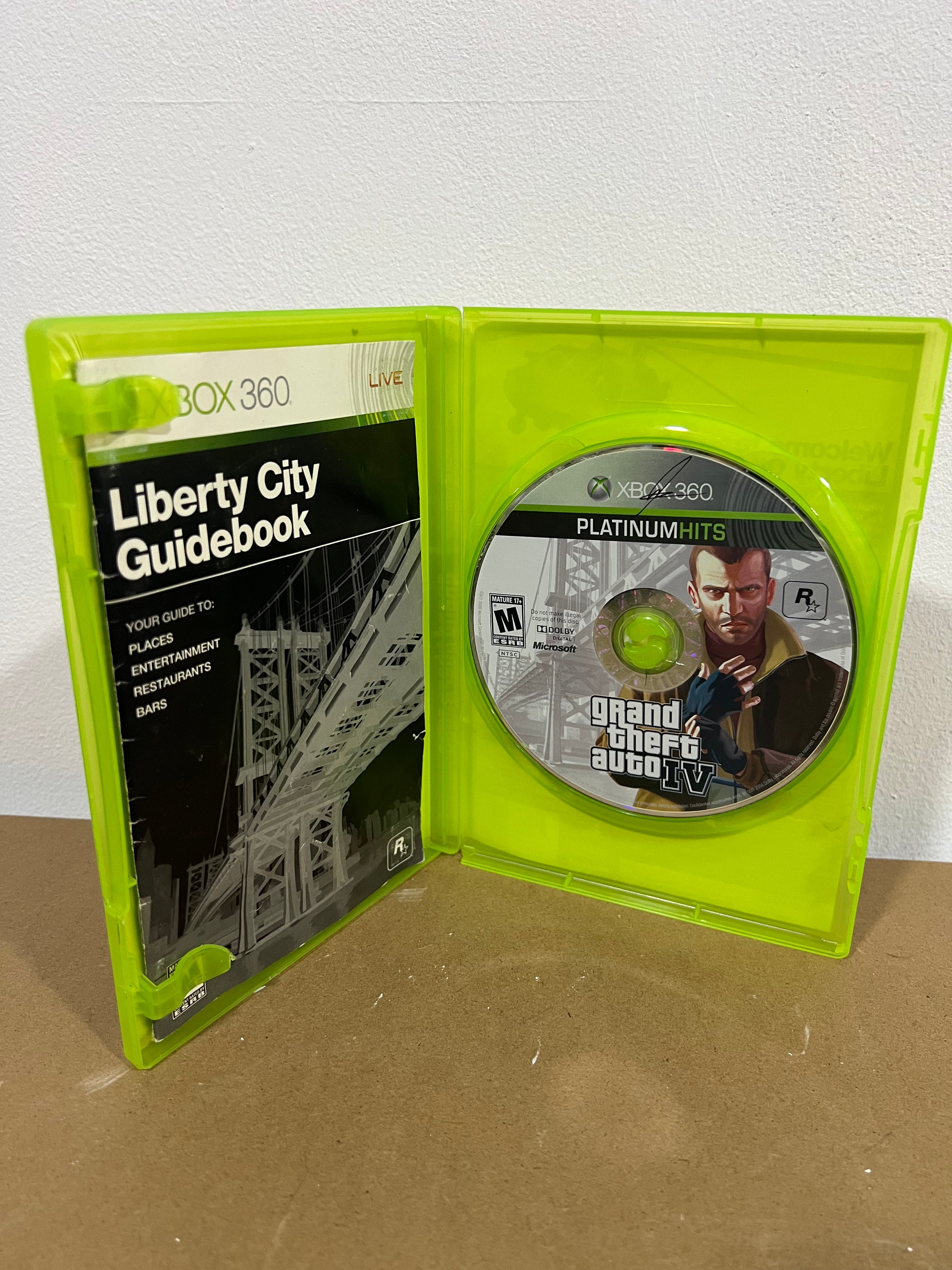 Grand Theft Auto IV (Platinum Hits) - Xbox 360