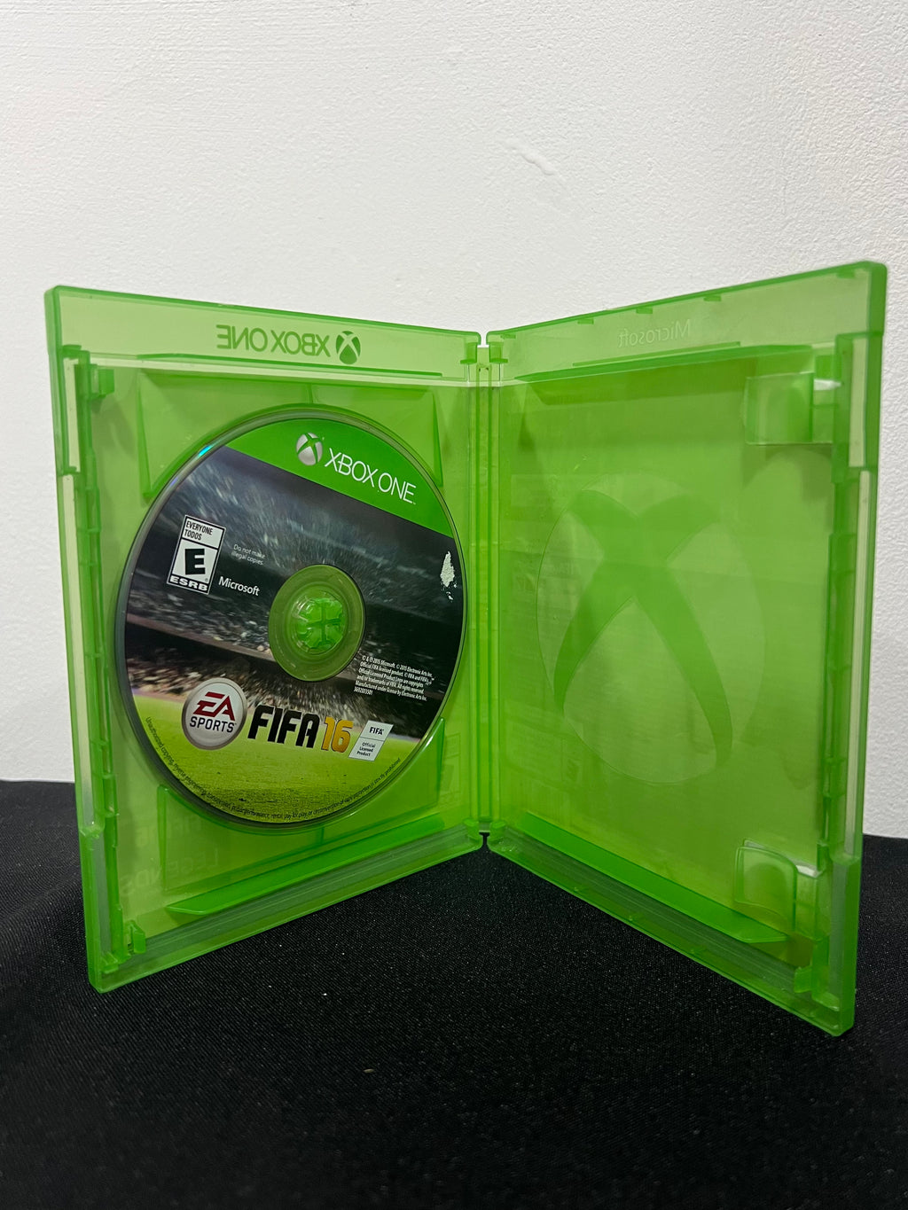 F16 - Xbox One