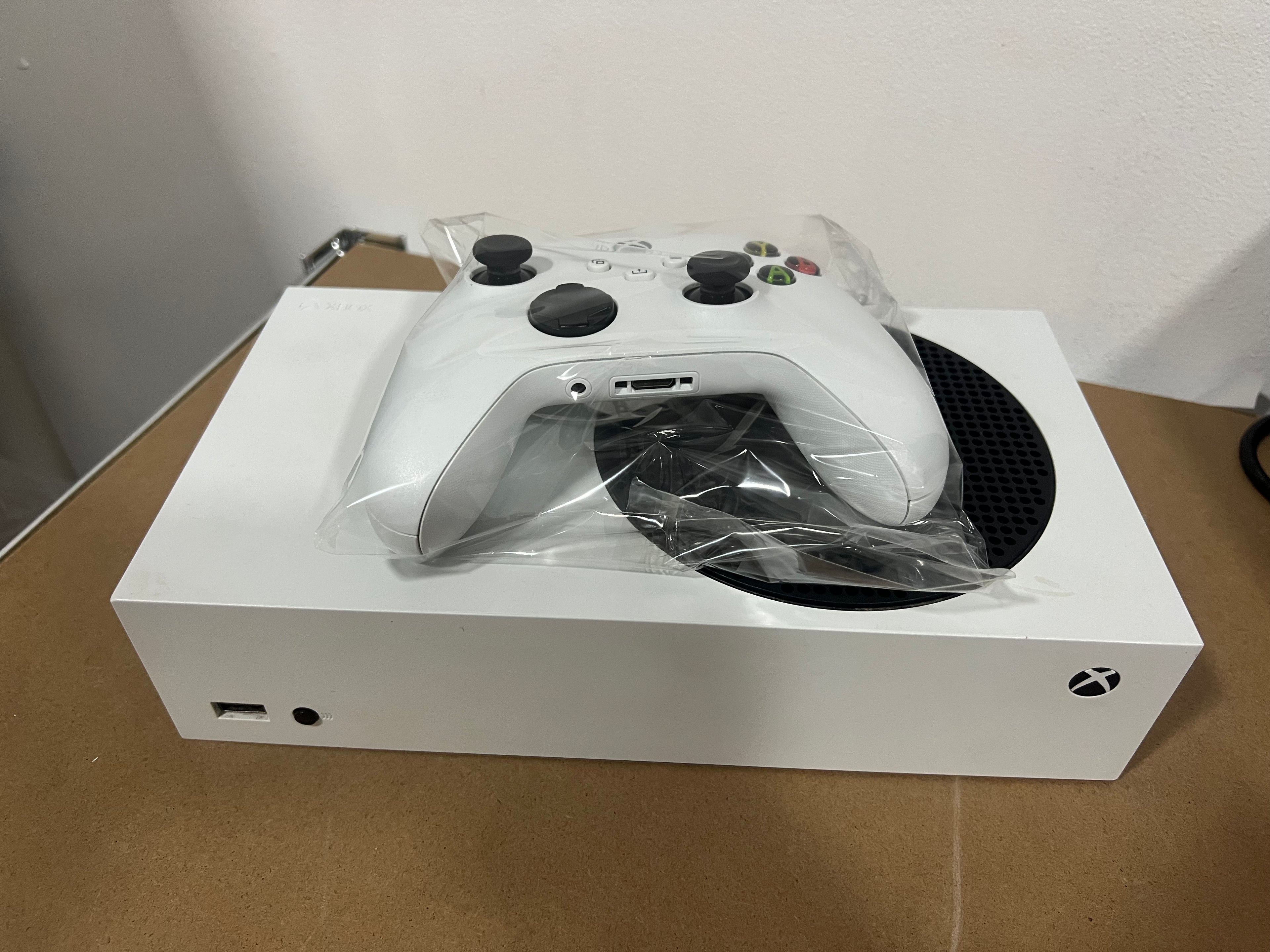 Xbox Series S completo con control y cables